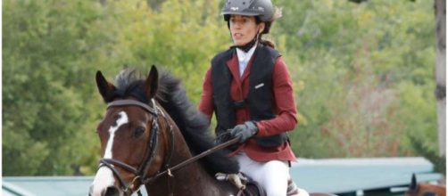 Fallece la amazona Elena Legarra (@RFEH_)