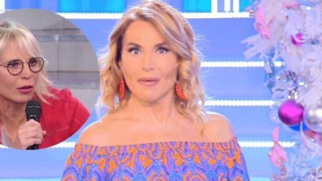 Cambio programmazione Mediaset dicembre 2021.