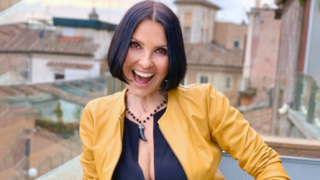 Un posto al sole, Nina Soldano interpreta Marina Giordano.
