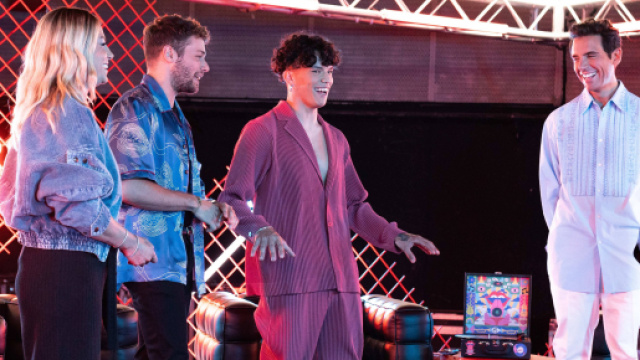 X Factor, squadre pronte ai Live: prima ospite Carmen Consoli, la finale con i Coldplay.