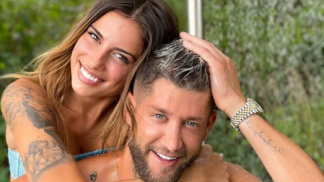 Les Marseillais vs Le Reste du Monde 6 : Giuseppa et Paga d&eacute;j&agrave; pour le mariage et pour le b&eacute;b&eacute; ? La rumeur enfle &agrave; cause d'une photo.