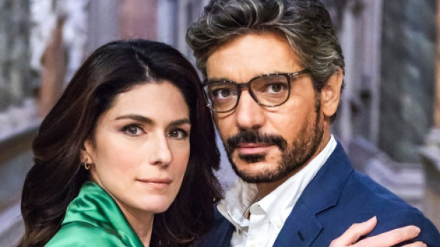 Luce dei tuoi occhi 2, Mediaset frena.