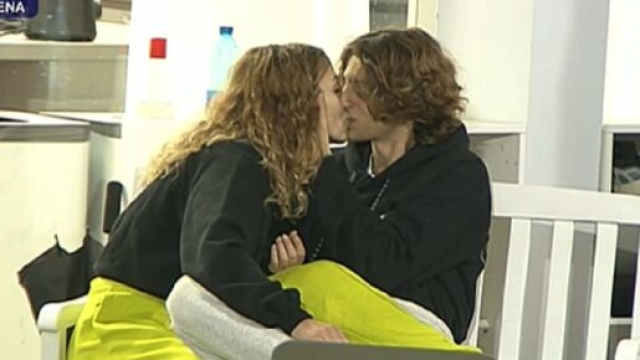 Amici 21, Albe si dichiara alla ballerina Serena