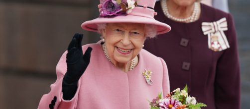 Queen 'disappointed' to miss climate summit (Image source: Facebook/The Royal Family)