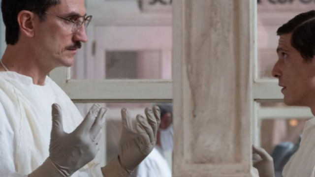 Cuori, trama 4&deg; puntata: Mosca sospende Alberto dalla sala operatoria.