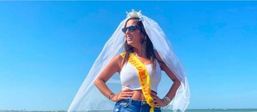 Anabel Pantoja entr&oacute; a la boda acompa&ntilde;ada de su sobrino Albertito (Instagram, anabelpantoja00)