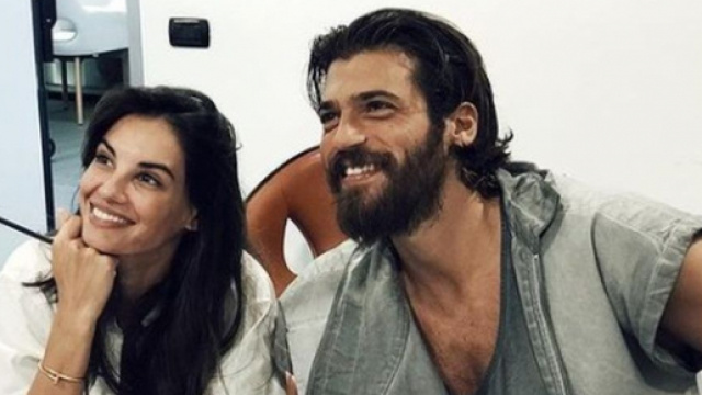 Can Yaman e Francesca Chillemi a cena insieme a Palermo.
