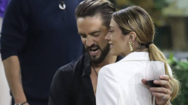 Grande Fratello Vip, Alex fa una confidenza a Soleil: 'Io ti aspettavo' (Video).
