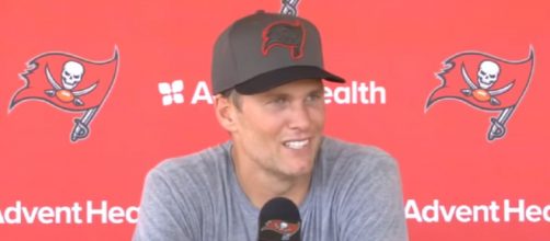 Brady led the Buccaneers to a close win over Patriots (Image source: Tampa Bay Buccaneers/YouTube)