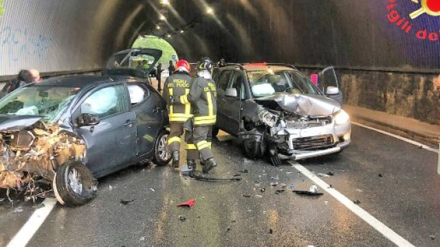 Calabria, grave incidente: un morto e quattro feriti. (foto di repertorio)