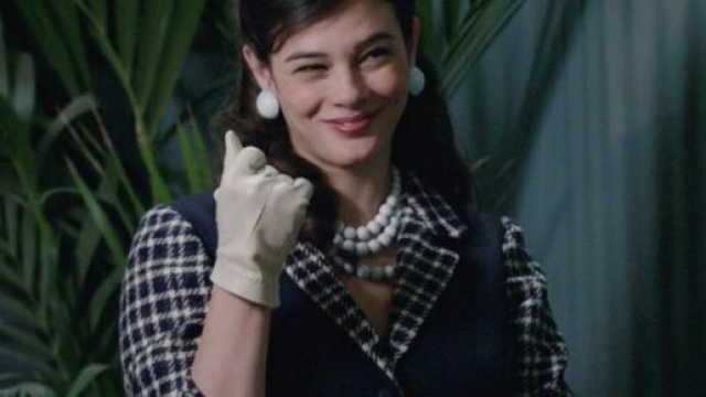 Tina Amato in una scena de Il Paradiso delle signore.