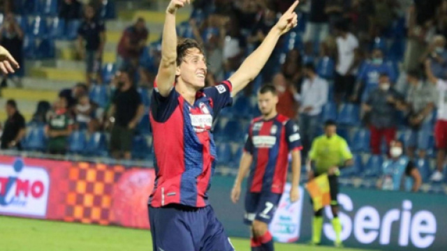 Samuele Mulattieri, attaccante del Crotone - gianlucadimarzio.com