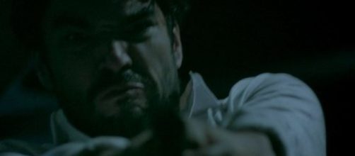 Pedro em cena de 'Imp&eacute;rio' (Reprodu&ccedil;&atilde;o/TV Globo)