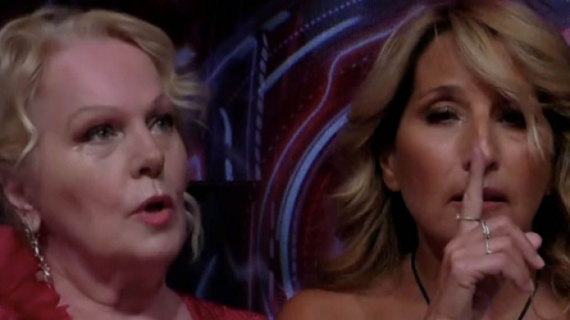 GFVip, Jo Squillo contro Katia Ricciarelli: 'Super privilegiata, viziata e coccolata'.