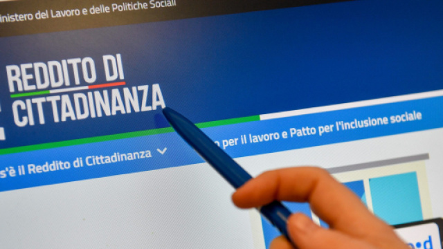 Reddito di cittadinanza, allo studio correttivi.