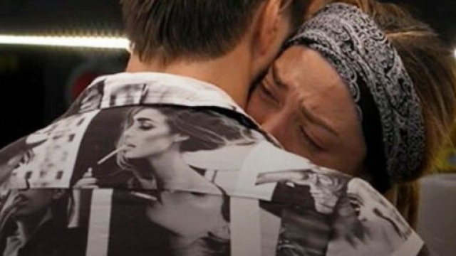 GFVip, Alex a Soleil: &lsquo;Sono andato contro il mondo per te&rsquo;.