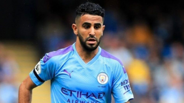 Ryan Mahrez, centrocampista algerino.