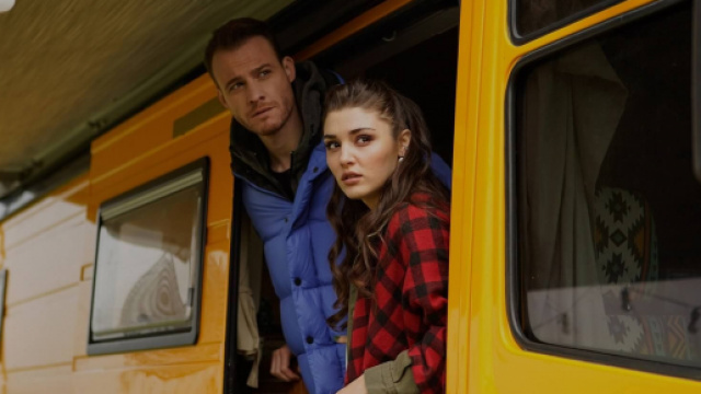 Love is in the air, spoiler al 27 novembre: Eda finge di essersi dimenticata di Serkan.