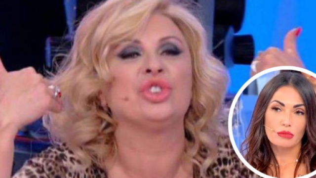 Uomini e Donne, Tina attacca Ida per la storia con Diego Tavani.