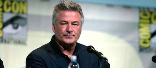 Alec Baldwin enfrenta varias demandas por el accidente en la finca de Nuevo M&eacute;xico (Wikimedia Commons)