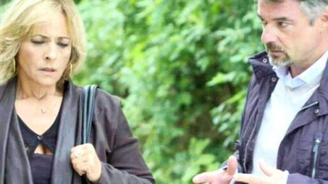 Un Posto al sole, spoiler al 26 novembre: Michele e Silvia vicino a lasciarsi, Adele si ribella a Mauro