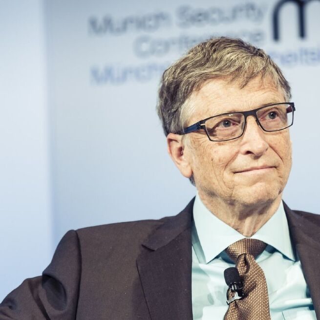 Bill Gates did not say COVID-19 vaccines are ineffective (Image source: Greg Rubenstein/Flickr)