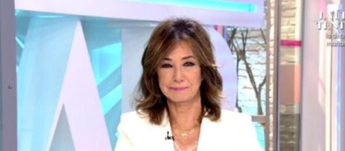 Ansa Rosa Quintana anuncia en directo que padece c&aacute;ncer de mama (Mediaset)