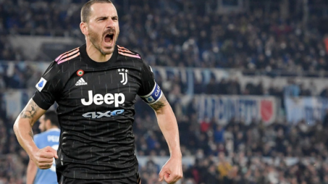 Bonucci esulta dopo la doppietta alla Lazio.