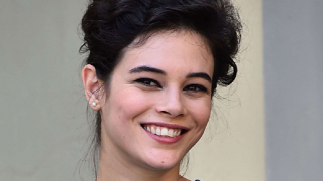 Neva Leoni: Tina de Il Paradiso delle Signore.