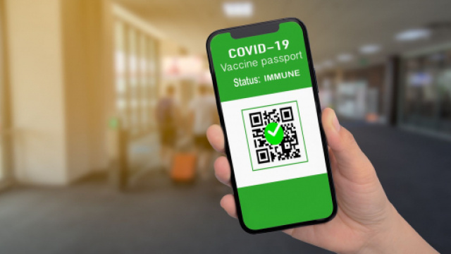 Covid: contagi accelerano e governo studia Super Green pass.