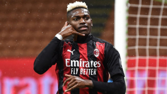 Milan, interesse del City per Leao.