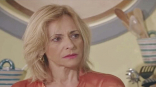 Un Posto al sole episodio gioved&igrave; 2 dicembre: Rossella allontana Silvia, Chiara in ansia.