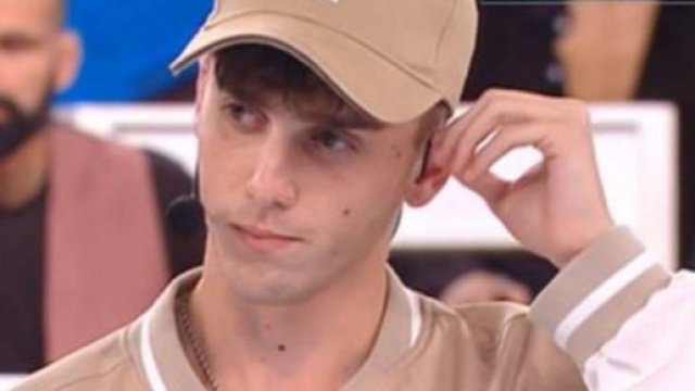 Amici, LDA sfida Carola con Pastello bianco: il web chiede il rilascio della cover