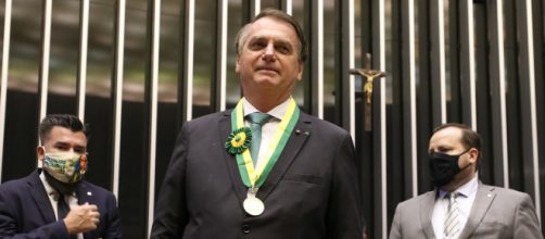 Bolsonaro recebe medalha na C&acirc;mara dos Deputados (Clauber Cleber Caetano/PR)