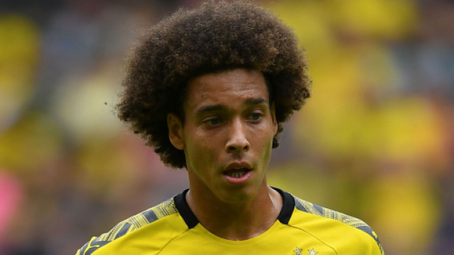 Allegri avrebbe scelto Witsel per il centrocampo della Juventus.