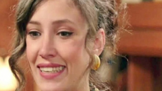 Il Paradiso delle Signore, settimana 6-10/12: Flora tende un tranello a Umberto.