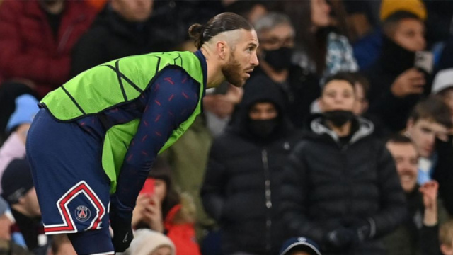 Sergio Ramos avec le PSG &agrave; Manchester City. (cr&eacute;dit Twitter)