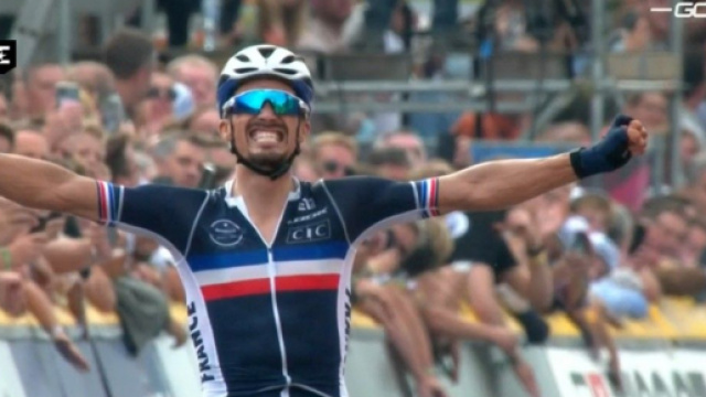 Il campione del mondo di ciclismo Julian Alaphilippe.