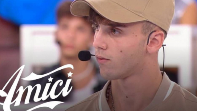 Amici, registrazione 3 novembre: Lda e Serena vincono le sfide, nessun eliminato.