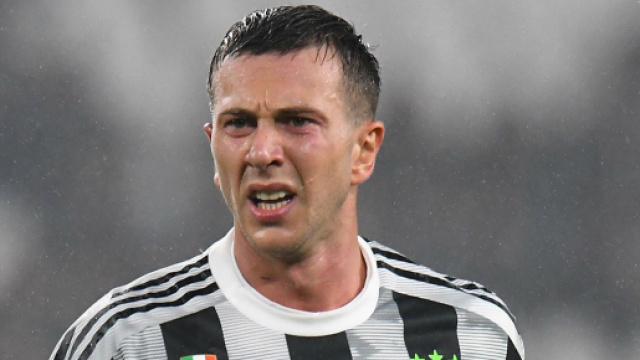 Juventus, Bernardeschi: 'Rinnovo? Se ne parler&agrave; al momento giusto'.