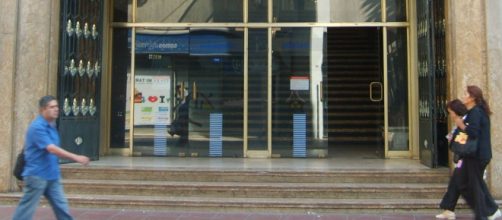 Los bancos no podr&aacute;n continuar utilizando los contestadores autom&aacute;ticos como medio &uacute;nico de atenci&oacute;n (Humero Simpson/Wikimedia Commons)