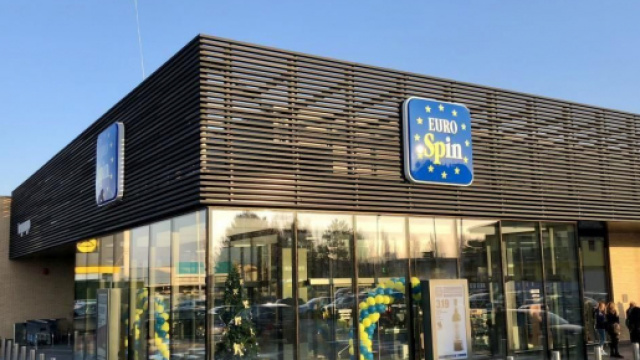 Eurospin avvia le assunzioni per addetti vendita.