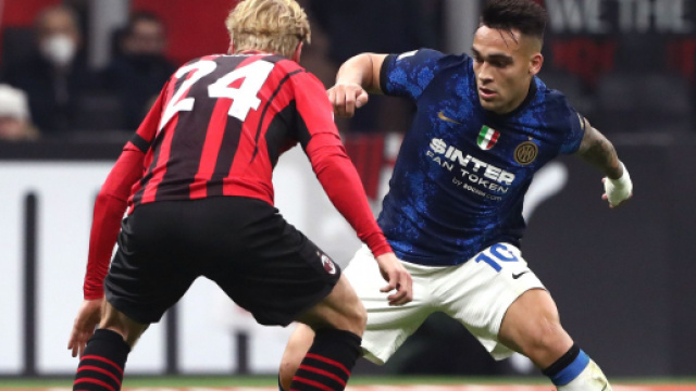 Milan-Inter 1-1: rigore di Calhanoglu e autorete di De Vrij.