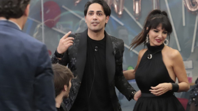 GFVip, Trevisan provoca Biagio: 'Ti amo, ma tu mi rifiuti'.