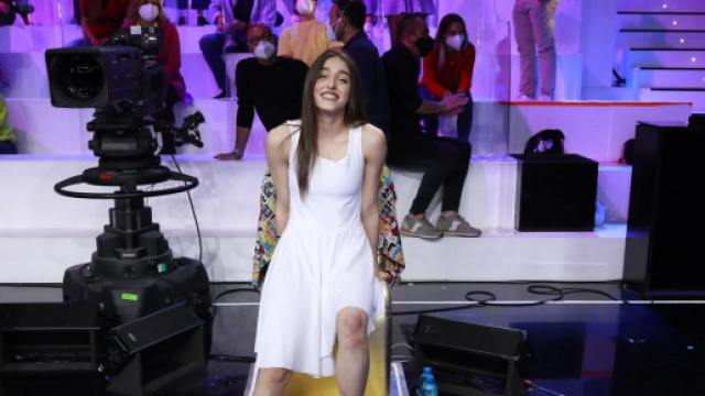 Giulia Stabile racconta il rapporto che ha adesso con il suo corpo.