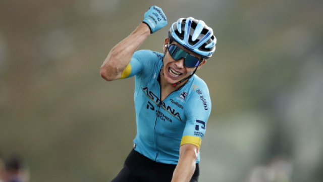 Ciclismo, Miguel Angel Lopez attacca Enric Mas: 'Un egoista, alla Movistar atmosfera tesa'.