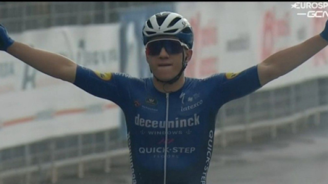 Remco Evenepoel, otto vittorie nella stagione di ciclismo 2021.
