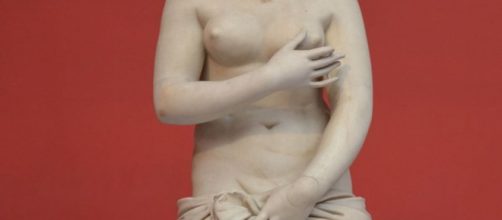 Statue of Aphrodite, version made in the 2nd century AD (Image source: Carole Raddato/Flickr)