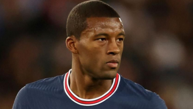 Georginio Wijnaldum, centrocampista olandese.