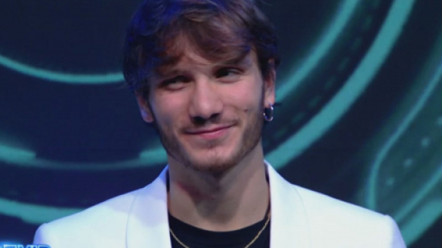 Grande Fratello Vip, che resta e chi abbandona.